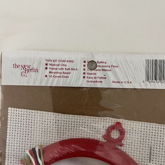 Vintage The New Berlin Co Musical Cross Stitch Kit Baby's 1st Christmas 2286 NEW - Picture 4 of 4